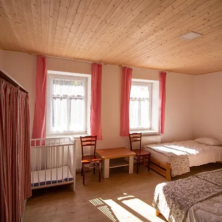 شقة Bila Stopa - Pro Jednu Partu